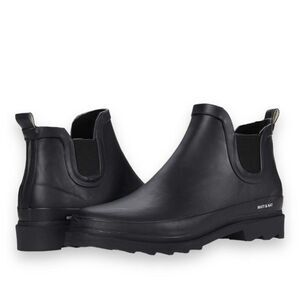 Matt & Nat Boots Women’s 7 Black Rain Pull‎ On Lane Capsule Low Classic Vegan